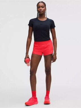 NWT Lululemon Hotty Hot High-Rise Lined Short 2.5"
Star Burst Tone